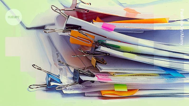 Uma ferramenta de IA pode analisar milhares de periódicos e identificar aqueles que violam padrões de qualidade. (Foto: PaulPaladin/Alamy)