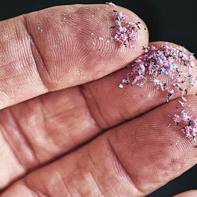 Microplásticos afetam o meio ambiente e impactam a indústria do petróleo