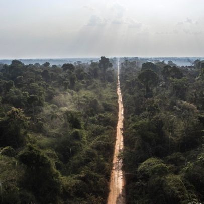 Rodovia ameaça devastar terras indígenas e floresta na Amazônia peruana