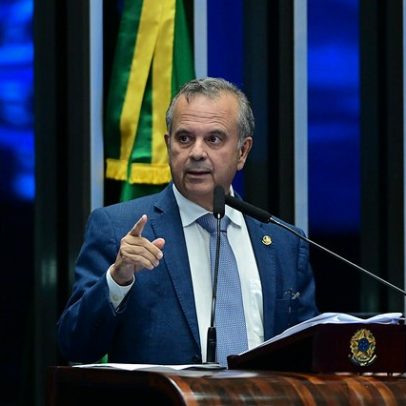 Líder da oposição critica prisão de Bolsonaro e fala em estado de exceção