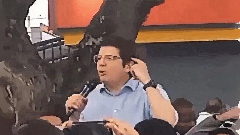 Senador Miguel Uribe, pré-candidato à presidência da Colômbia, foi baleado durante um evento de campanha (Foto: Reprodução)