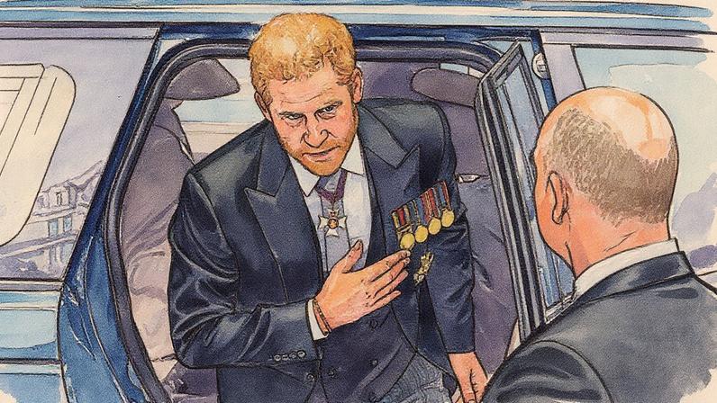 Príncipe Harry chegando em cerimônia religiosa para celebrar jubileu de platina da rainha Elizabeth II (Foto: Daniel Leal/Pool/AFP)