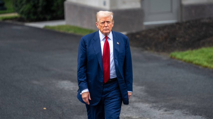 Donald Trump, presidente dos Estados Unidos, na Casa Branca, em Washington (Foto: Hu Yousong - 1.ago.25/Xinhua)