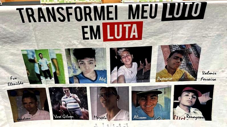 Faixa de protesto das mães de jovens mortos na chacina do Curió (Foto: Mães do Curió Lutam por Justiça)