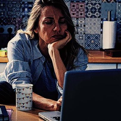 Americanos recorrem a 401(k) para dinheiro, mas especialistas alertam: 'último recurso'