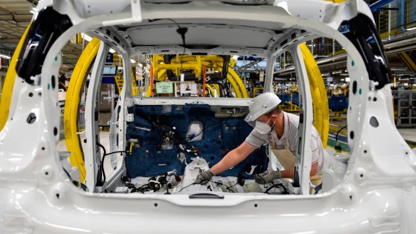 Operário industrial: normas claras e transparentes garantem a segurança (Foto: Getty Images)