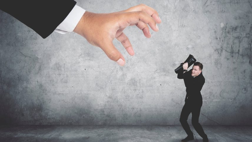 Precisamos sair da passividade silenciosa que protege os líderes tóxicos e prejudica as equipes (Foto: Getty Images)