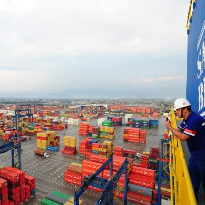 Brasil supera expectativas e registra superávit comercial de US$ 7,075 bilhões em julho