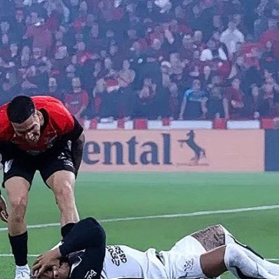Matheuzinho é dúvida para o clássico entre Corinthians e Palmeiras devido a lesão