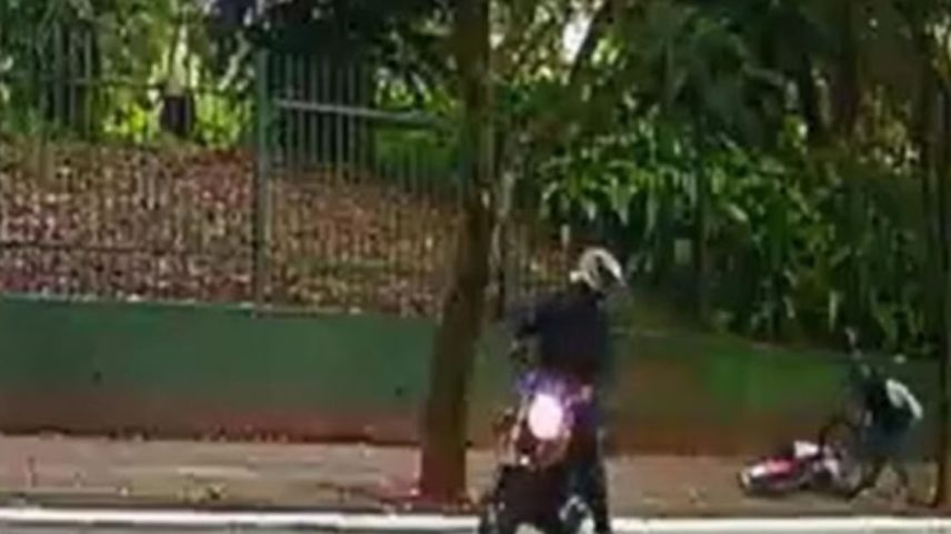 Ciclista foi morto em fevereiro deste ano após ser baleado em um assalto ocorrido ao lado do Parque do Povo, no Itaim Bibi, bairro nobre da zona oeste de São Paulo. (Foto: Reprodução Camera de Monitoramento)