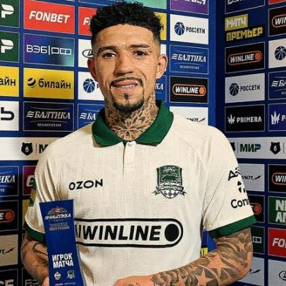 Douglas brilha em campo e garante liderança do Krasnodar na Rússia contra o CSKA