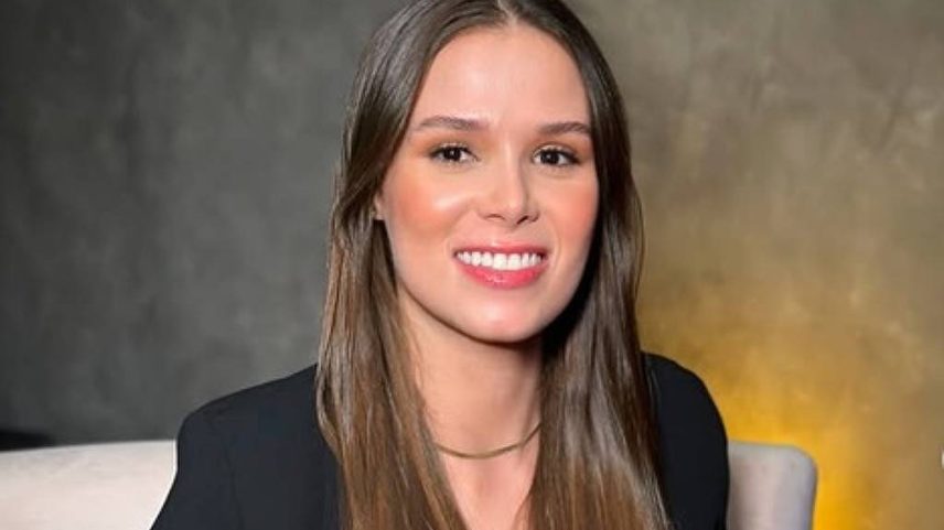 Jennifer Castro ficou conhecida após negar trocar de assento com uma criança (Foto: Reprodução/Instagram)