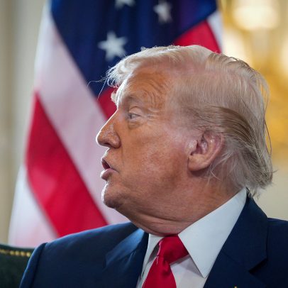 Diretor de conselho de criptomoedas de Trump deixa cargo em meio a mudanças no setor