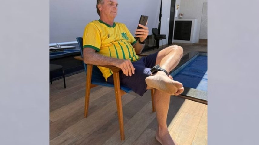 Jari Bolsonaro participou remotamente de ato e descumpriu cautelar (Foto: Reprodução)