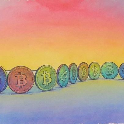 Bitcoin se aproxima de recorde histórico e pode alcançar US$ 130 mil, afirmam especialistas