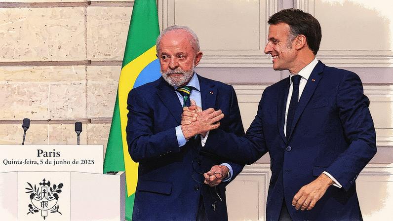 Presidentes da França, Emmanuel Macron, e do Brasil, Luiz Inácio Lula da Silva, durante reunião bilateral em Paris em 5 de junho de 2025 (Foto: Christophe PETIT TESSON / POOL / AFP)