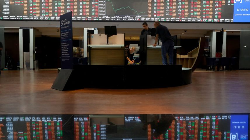 Painel eletrônico da Bolsa de Valores B3 do Brasil em São Paulo, Brasil 25/07/2019 (Foto: REUTERS/Amanda Perobelli)
