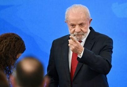 Estabilidade na avaliação do governo Lula é registrada após aumento de tarifas