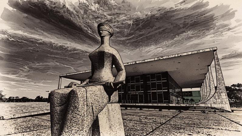 Supremo Tribunal Federal em Brasília, com a fachada visível e céu claro ao fundo (Foto: Reprodução)