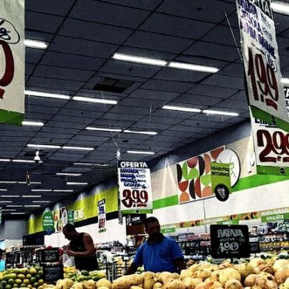 Percepção de alta nos preços dos alimentos cai para 60%, revela pesquisa da Quaest