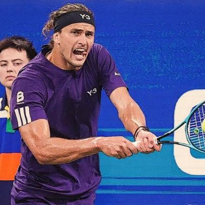 Zverev avança sem perder sets e se prepara para duelo contra Aliassime
