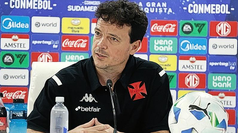 Fernando Diniz durante coletiva após partida do Vasco (Foto: Reprodução)