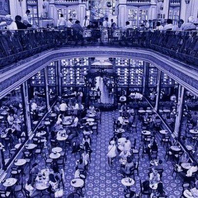 Confeitaria Colombo encanta turistas, mas é alvo de críticas por preços altos