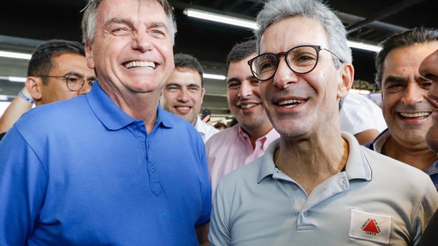 Bolsonaro ao lado de Romeu Zema em Belo Horizonte: Com um cafezin e pão de queijo, todo mundo se entende! (Foto: Reprodução/Twitter Romeu Zema)