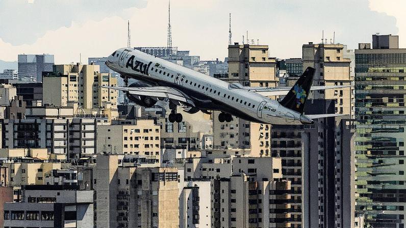 Avião da Azul no aeroporto de Congonhas (Foto: Bruno Santos/15.mar.24/Folhapress)