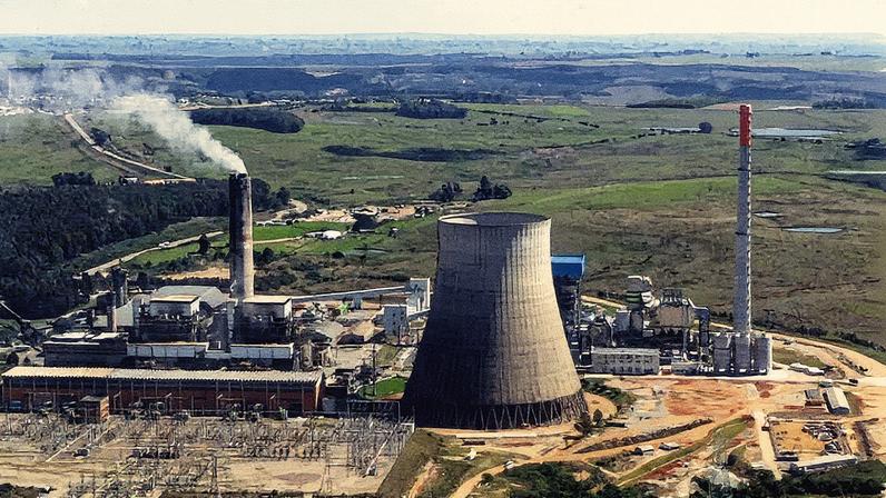 Usina Termelétrica Candiota 3, no Rio Grande do Sul, que teve licença suspensa pela Justiça Federal junto com a mina de carvão mineral Candiota (Foto: Divulgação/Nucom JFRS)