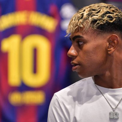 Lamine Yamal completa 18 anos e se destaca no cenário do futebol mundial