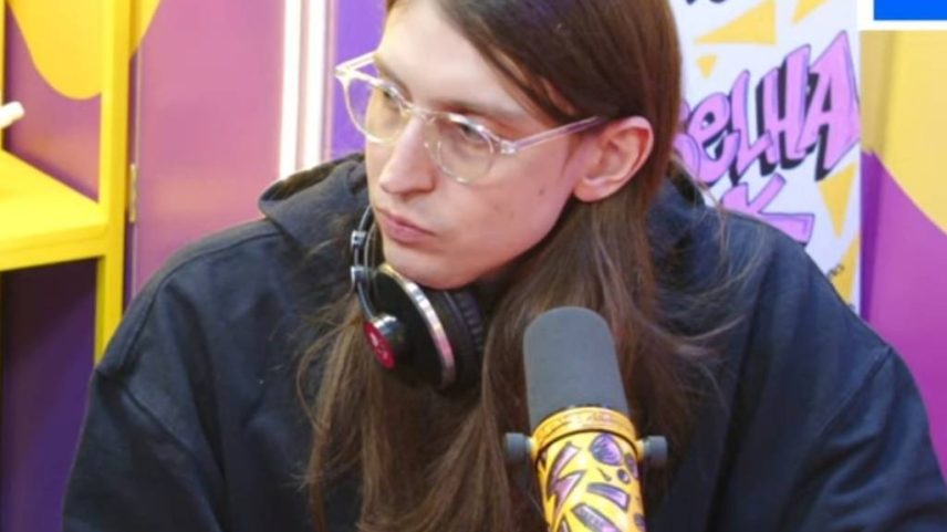 Influenciar Felca, Felipe Bressanim Pereira, no podcast Groselha Talk - Groselha Talk no YouTube (Foto: Reprodução)