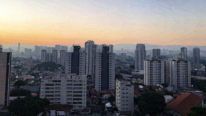 Tempo seco em São Paulo no dia 20 de julho de 2024; previsão para os próximos dias é de dias quentes e com baixa umidade do ar em todo o estado (Foto: Débora Melo - 23.jul.24/Folhapress)