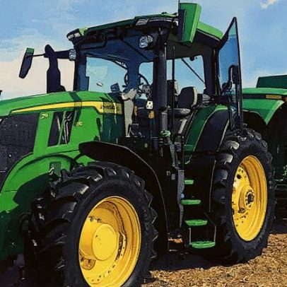 John Deere enfrenta desafios com queda na demanda e aumento de investimentos