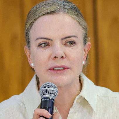 Gleisi alerta sobre possível saída de União e PP do governo em 2026