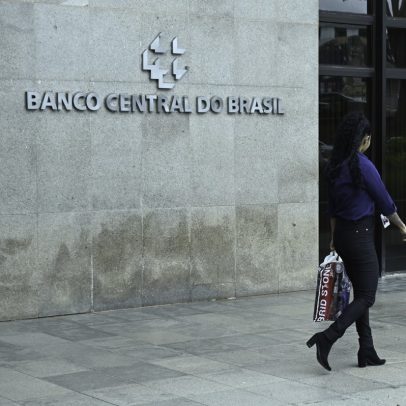 Inflação registra décima queda consecutiva com aumento de tarifas em vigor