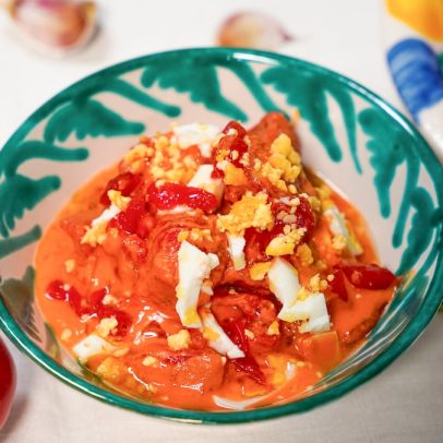 Pratos refrescantes para o calor que vão além do gazpacho e salmorejo
