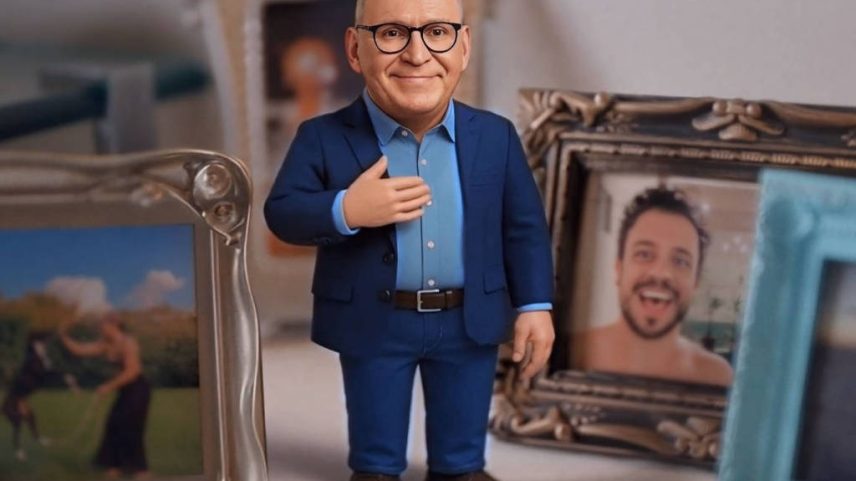 Campanha da Ultrafarma lançada em julho deste ano apresenta o avatar do empresário Sidney Oliveira, fundador do grupo (Foto: Divulgação)