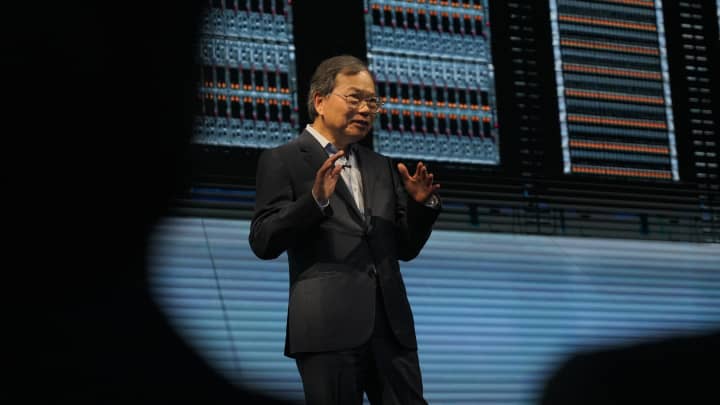 Charles Liang, CEO da Super Micro, fala na conferência Computex em Taipei, Taiwan, em 1º de junho de 2023. (Foto: Walid Berrazeg | Sopa Images | Lightrocket | Getty Images)