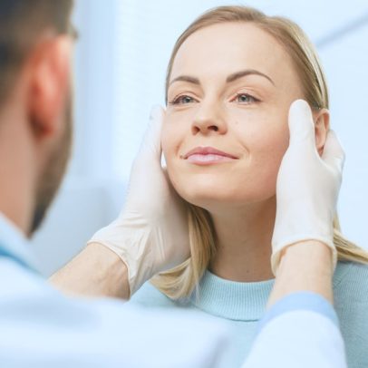Cirurgia plástica mais comum no mundo apresenta riscos e cuidados essenciais