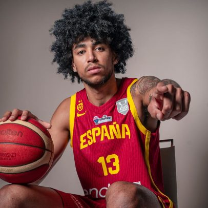 Real Madrid anuncia contratação de Izan Almansa para reforçar o elenco