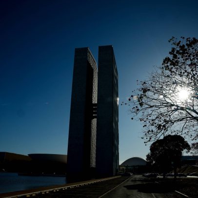 Congresso é visto por 78% da população como defensor de interesses pessoais