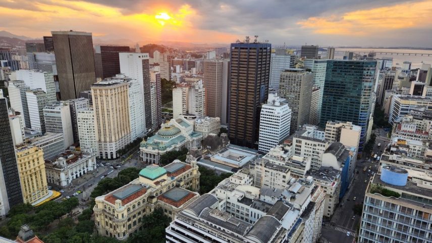 Prédios no Centro do Rio de Janeiro — Foto: Lucas Tavares / Agência O Globo/ 20-06-2023