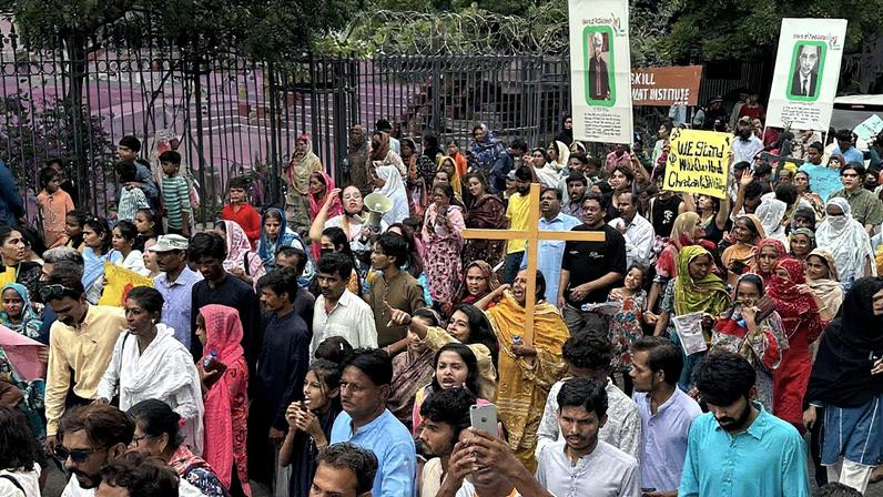 Marcha pelos Direitos das Minorias realizada em Karachi, Paquistão, em 10 de agosto de 2025. (Foto: Facebook/Minority Rights March)