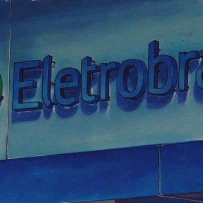 TRT determina que Eletrobras restabeleça salários de funcionários hipersuficientes