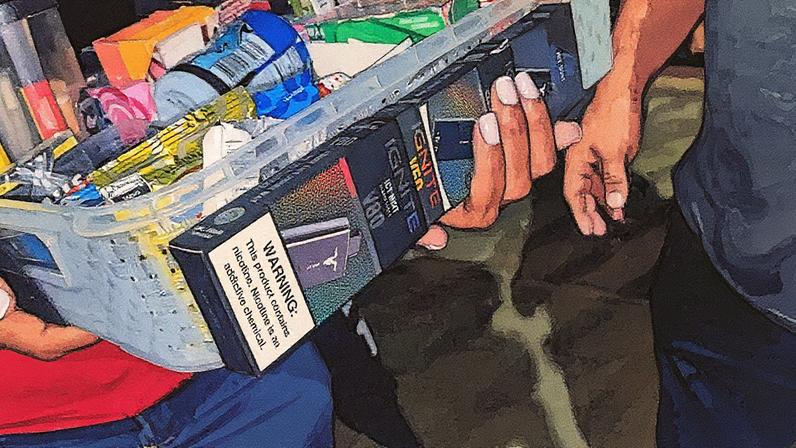 Ambulantes vendem cigarros eletrônicos livremente no Leblon, apesar da proibição no Brasil (Foto: Divulgação/ Sedcon)