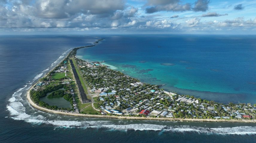 Tuvalu tem apenas 10 mil habitantes (Foto: Josh Orter/Rising Nations)