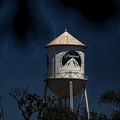Paramount se torna alvo de investidores após acordo com UFC, diz analista
