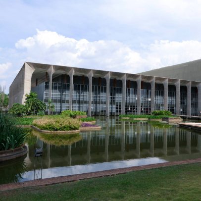 Itamaraty critica diplomata dos EUA por mensagens com 'ranço colonialista'