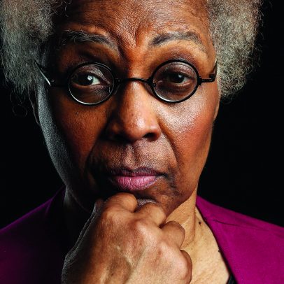 Astrid Roemer retrata o Suriname e faz analogia entre homens e cobras